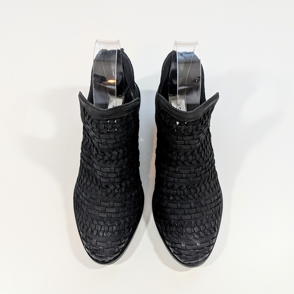 Steve Madden Tia Black Nubuck Leather Woven Boot Women's 5 - Picture 3 of 6